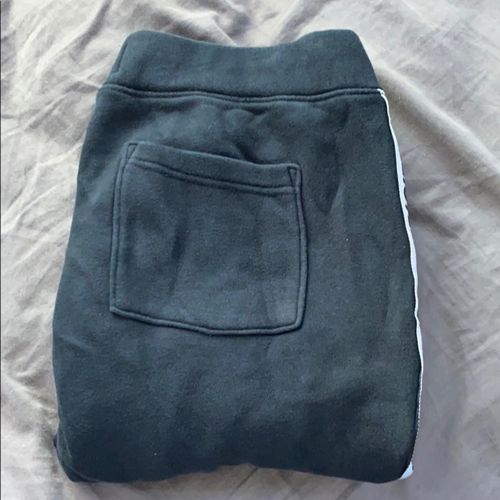 Black sweats no holes or rips